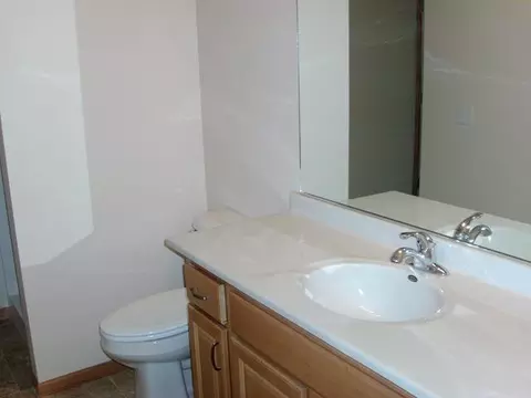 624 Calgary Ave E, Bismarck, ND 58503 photo 10