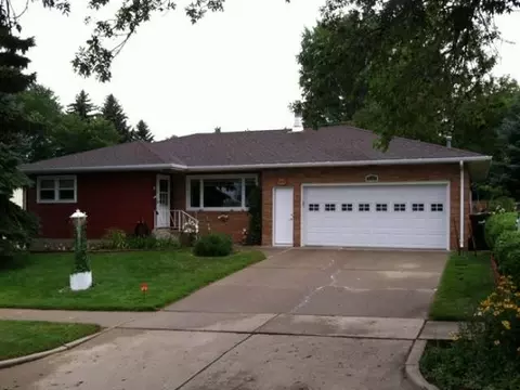 432 Interstate Ave E, Bismarck, ND 58503 photo 1