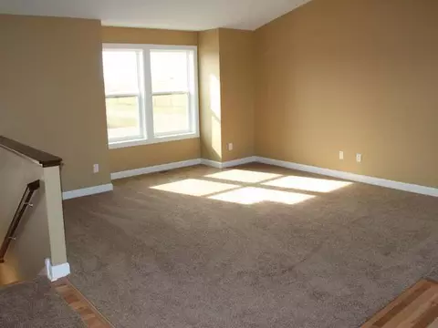 804 Canyon Rd, Mandan, ND 58554 photo 5