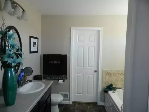 4717 Impala Ct NW, Mandan, ND 58554 photo 7
