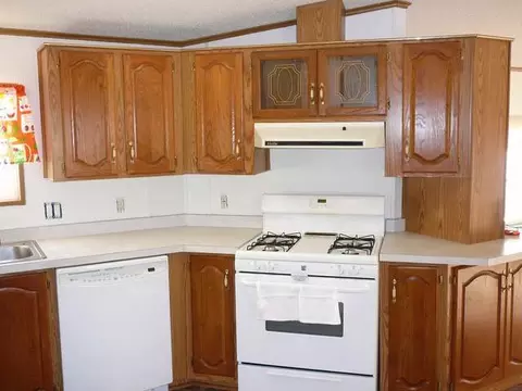222 Deer St E, Mandan, ND 58554 photo 7