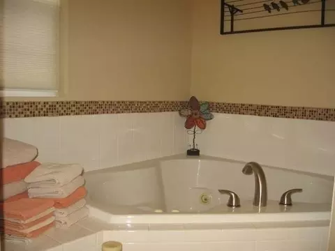 3733 Overlook Dr, Bismarck, ND 58503 photo 12