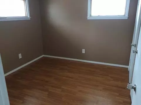 1007 6th St NW, Mandan, ND 58554 photo 8