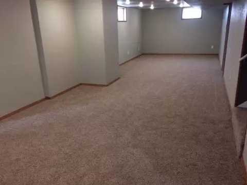 1007 6th St NW, Mandan, ND 58554 photo 11