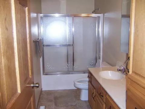 3008 Northshore Loop SE, Mandan, ND 58554 photo 11