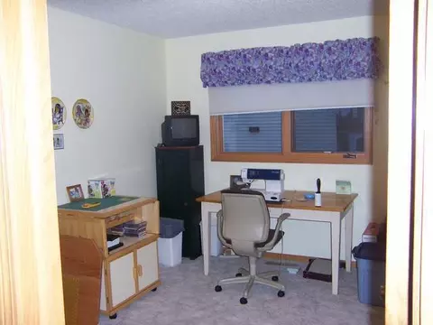 3008 Northshore Loop SE, Mandan, ND 58554 photo 21