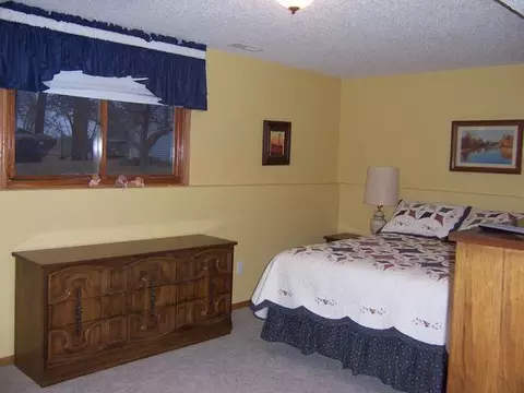 3008 Northshore Loop SE, Mandan, ND 58554 photo 13