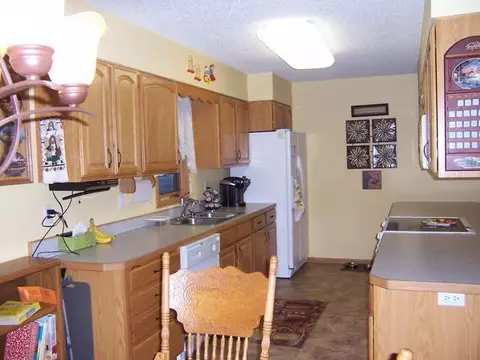 3008 Northshore Loop SE, Mandan, ND 58554 photo 6