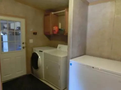 2591 Jonathan Dr N, Mandan, ND 58554 photo 15