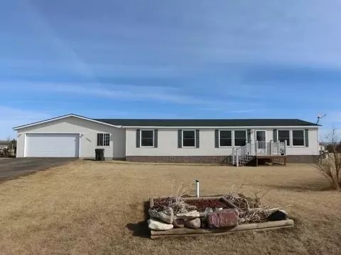 2591 Jonathan Dr N, Mandan, ND 58554 photo 1