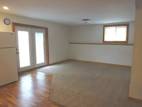 409 9 Ave NE, Mandan, ND 58554 photo 4