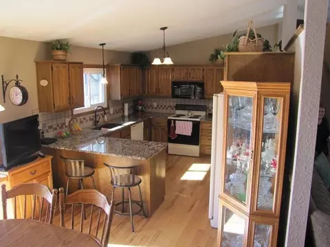 625 Interstate Ave W, Bismarck, ND 58503 photo 3