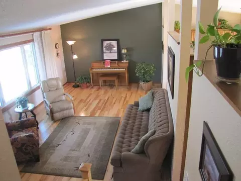625 Interstate Ave W, Bismarck, ND 58503 photo 2