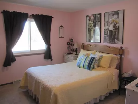 625 Interstate Ave W, Bismarck, ND 58503 photo 12