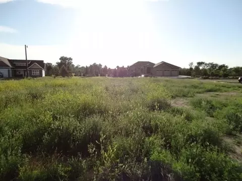 617 Nautilus Dr, Bismarck, ND 58504 photo 4
