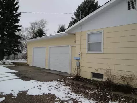 311 3 St SE, Steele, ND 58482 photo 3