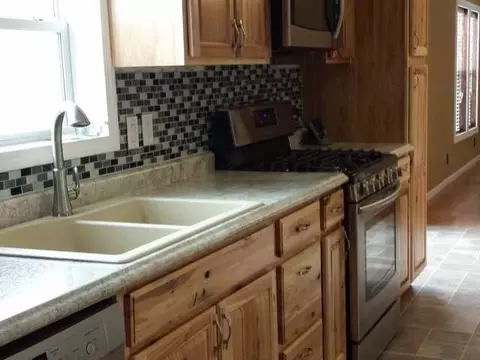 5129 Sumter Cr, Bismarck, ND 58503 photo 5