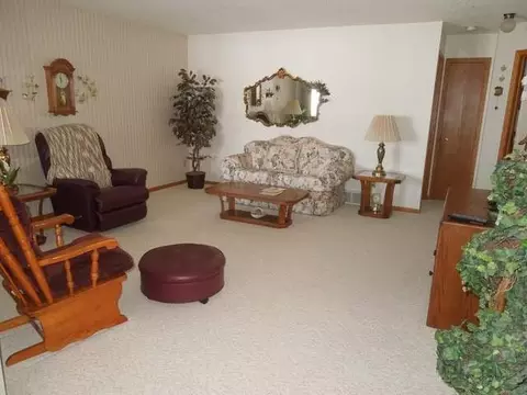 1936 Capitol Ave E, Bismarck, ND 58501 photo 12