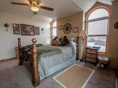 10410 Chokecherry Dr, Bismarck, ND 58503 photo 21