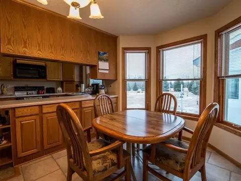 10410 Chokecherry Dr, Bismarck, ND 58503 photo 13