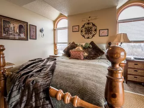 10410 Chokecherry Dr, Bismarck, ND 58503 photo 20