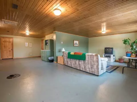 10410 Chokecherry Dr, Bismarck, ND 58503 photo 24