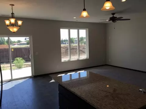 3252 Capitol Ave E, Bismarck, ND 58501 photo 4