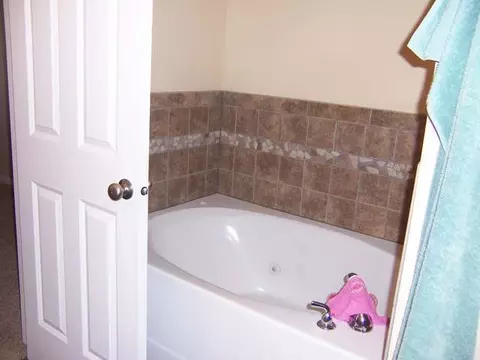 2595 Windsor Pl N, Mandan, ND 58554 photo 13