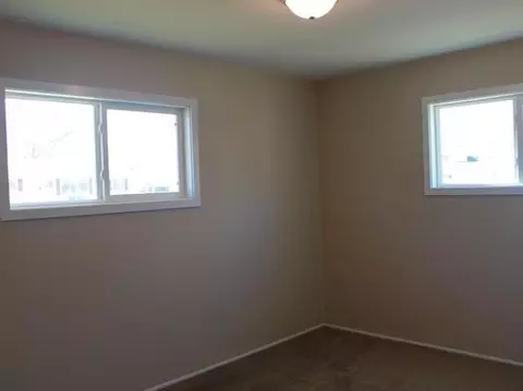 306 12th St NW, Mandan, ND 58554 photo 11