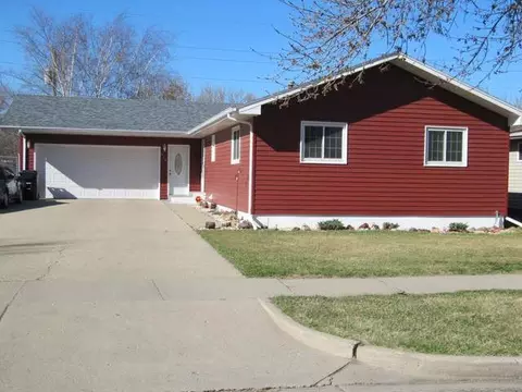 616 Garden Dr, Bismarck, ND 58504 photo 31