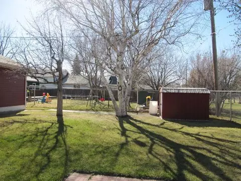 616 Garden Dr, Bismarck, ND 58504 photo 22