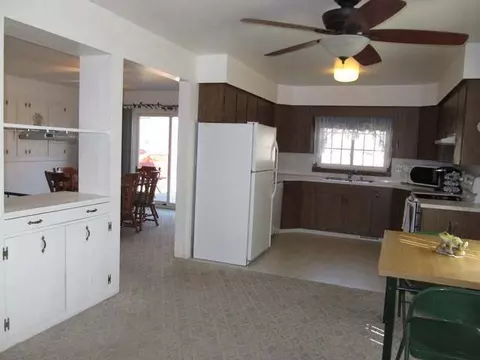 616 Garden Dr, Bismarck, ND 58504 photo 10