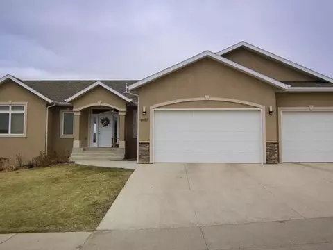 4401 Boulder Ridge Rd, Bismarck, ND 58503 photo 1