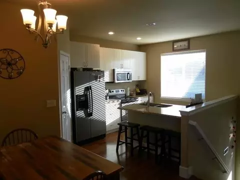 2011 Koch Dr, Bismarck, ND 58503 photo 2