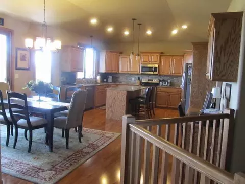 3201 Clairmont Rd, Bismarck, ND 58503 photo 10