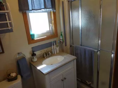 229 Kavaney Dr E, Bismarck, ND 58501 photo 18