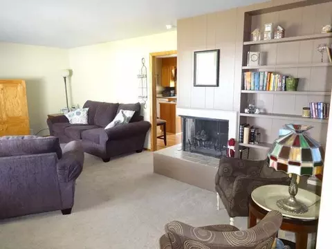 229 Kavaney Dr E, Bismarck, ND 58501 photo 15