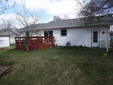229 Kavaney Dr E, Bismarck, ND 58501 photo 4