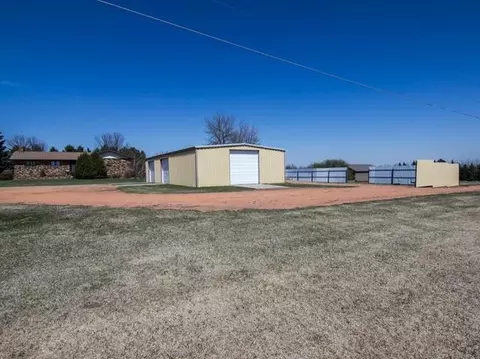 9601 Plainview Dr, Bismarck, ND 58503 photo 28