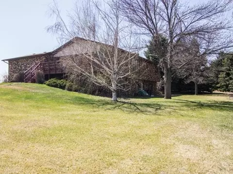 9601 Plainview Dr, Bismarck, ND 58503 photo 21