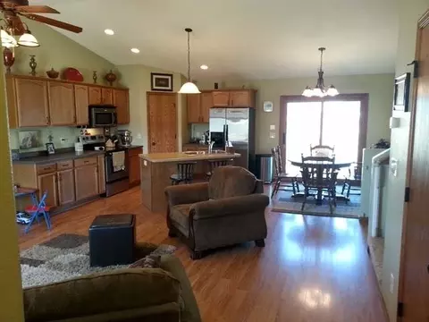 138 Dolan Dr, Lincoln, ND 58504 photo 7