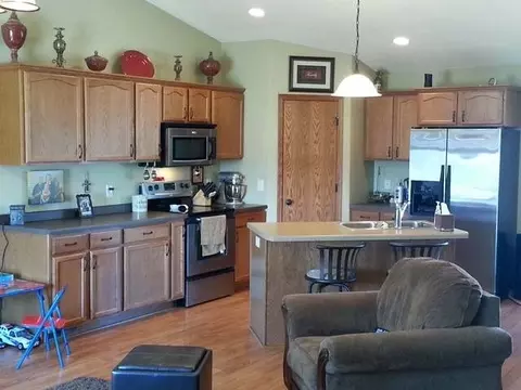 138 Dolan Dr, Lincoln, ND 58504 photo 8