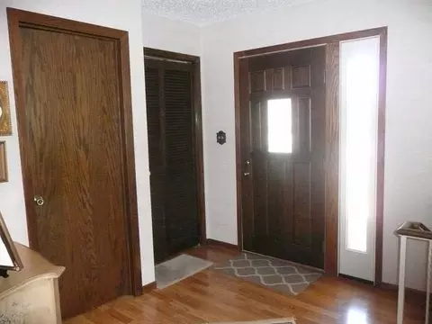 531 Marilyn Dr, Mandan, ND 58554 photo 3