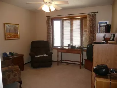 531 Marilyn Dr, Mandan, ND 58554 photo 12