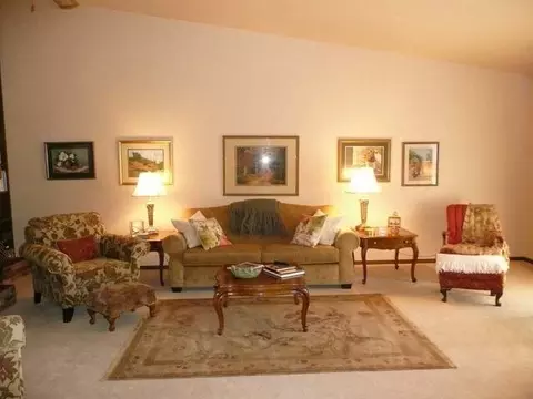 531 Marilyn Dr, Mandan, ND 58554 photo 9