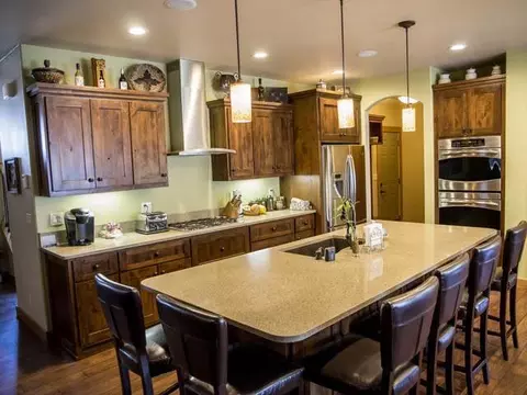 3200 Eastside Pl, Bismarck, ND 58501 photo 4