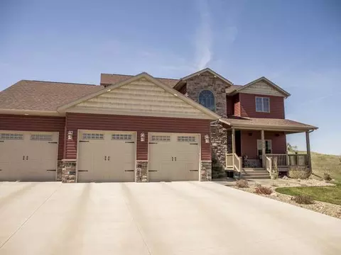 3200 Eastside Pl, Bismarck, ND 58501 photo 1