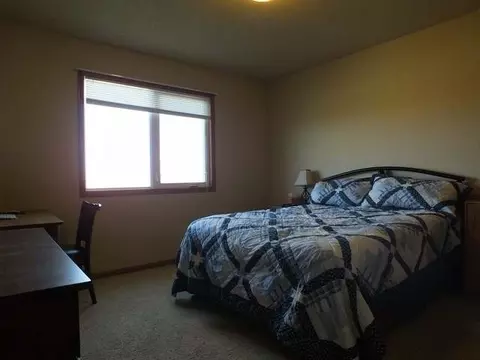 8616 Sage Dr, Bismarck, ND 58503 photo 9