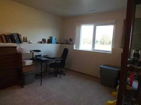 8616 Sage Dr, Bismarck, ND 58503 photo 15