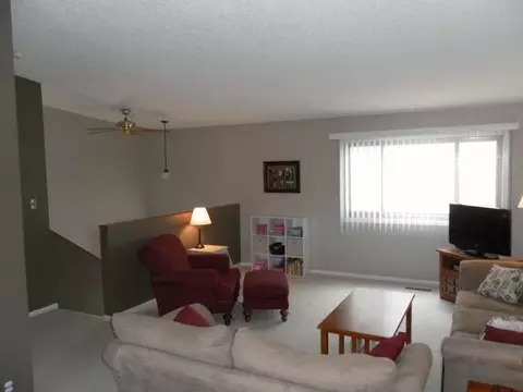 3267 Capitol Ave E, Bismarck, ND 58501 photo 4